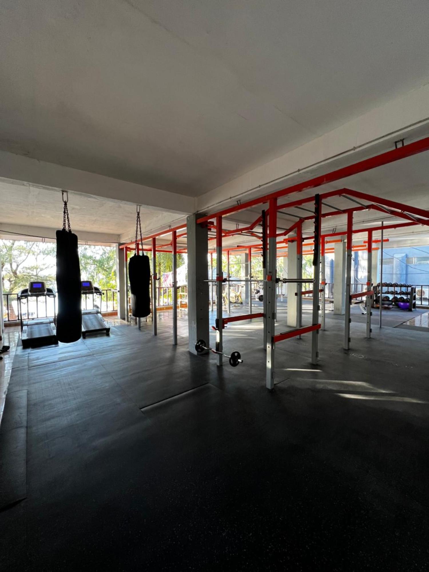 Tropica Gili Total Body Fit - Free Access Gym And Coworking Space Gili Trawangan Exteriér fotografie