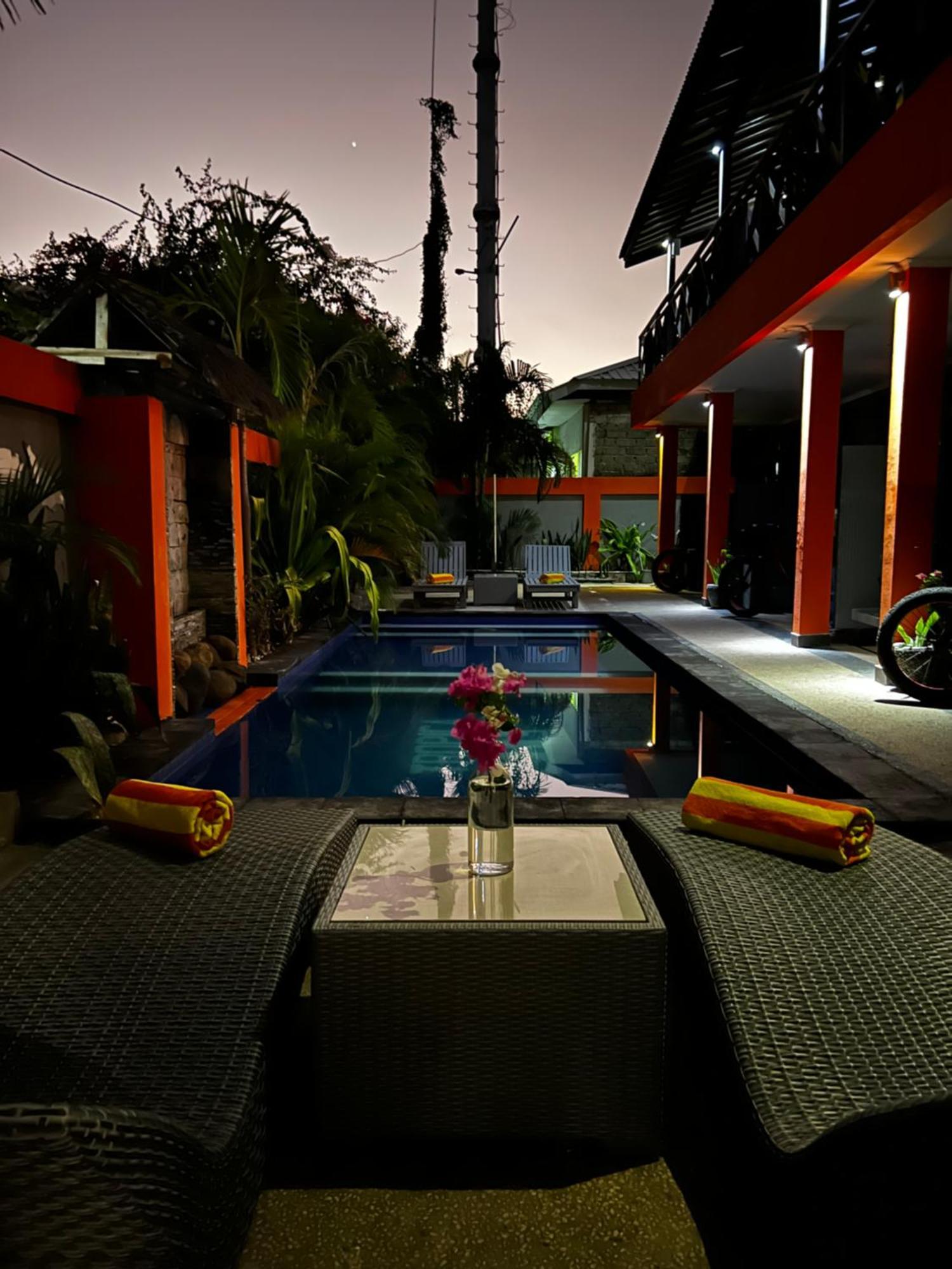 Tropica Gili Total Body Fit - Free Access Gym And Coworking Space Gili Trawangan Exteriér fotografie