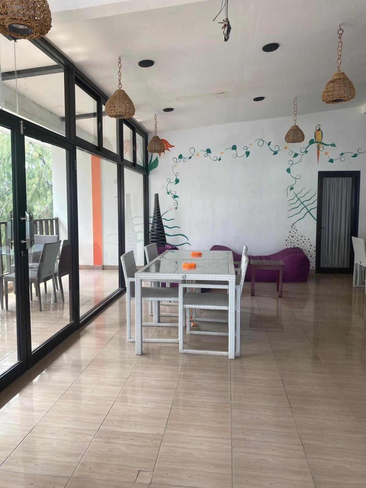 Tropica Gili Total Body Fit - Free Access Gym And Coworking Space Gili Trawangan Exteriér fotografie