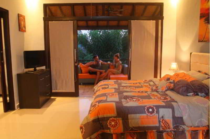 Tropica Gili Total Body Fit - Free Access Gym And Coworking Space Gili Trawangan Exteriér fotografie